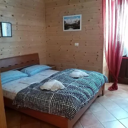 Country house Rifugio Massimo Mila